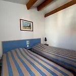 Prázdninový dům Maison Lumineuse Au Calme, Pres