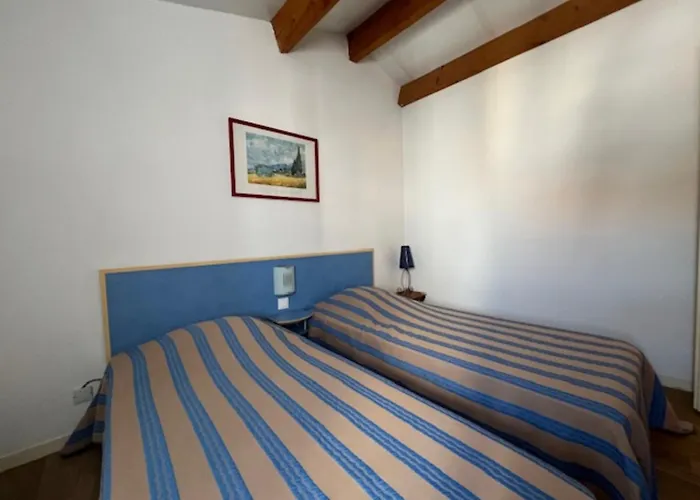 Maison Lumineuse Au Calme, Pres Сasa de vacaciones